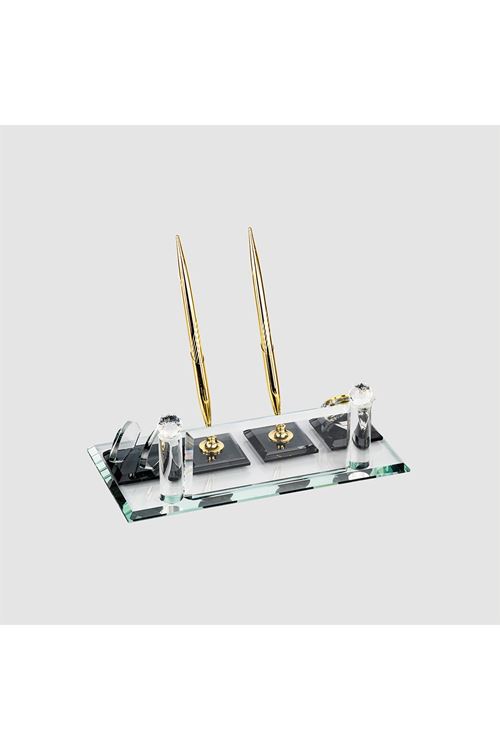 Kristal Masa İsimliği